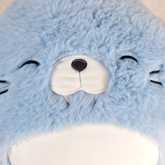 Harvey Fuzzamallow Squishmallow 12 Inch Blue Walrus BNWT - Picture 5 of 7